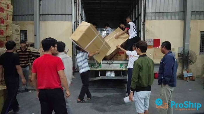 Where is the cheapest price list for transporting goods from Hanoi to Saigon?